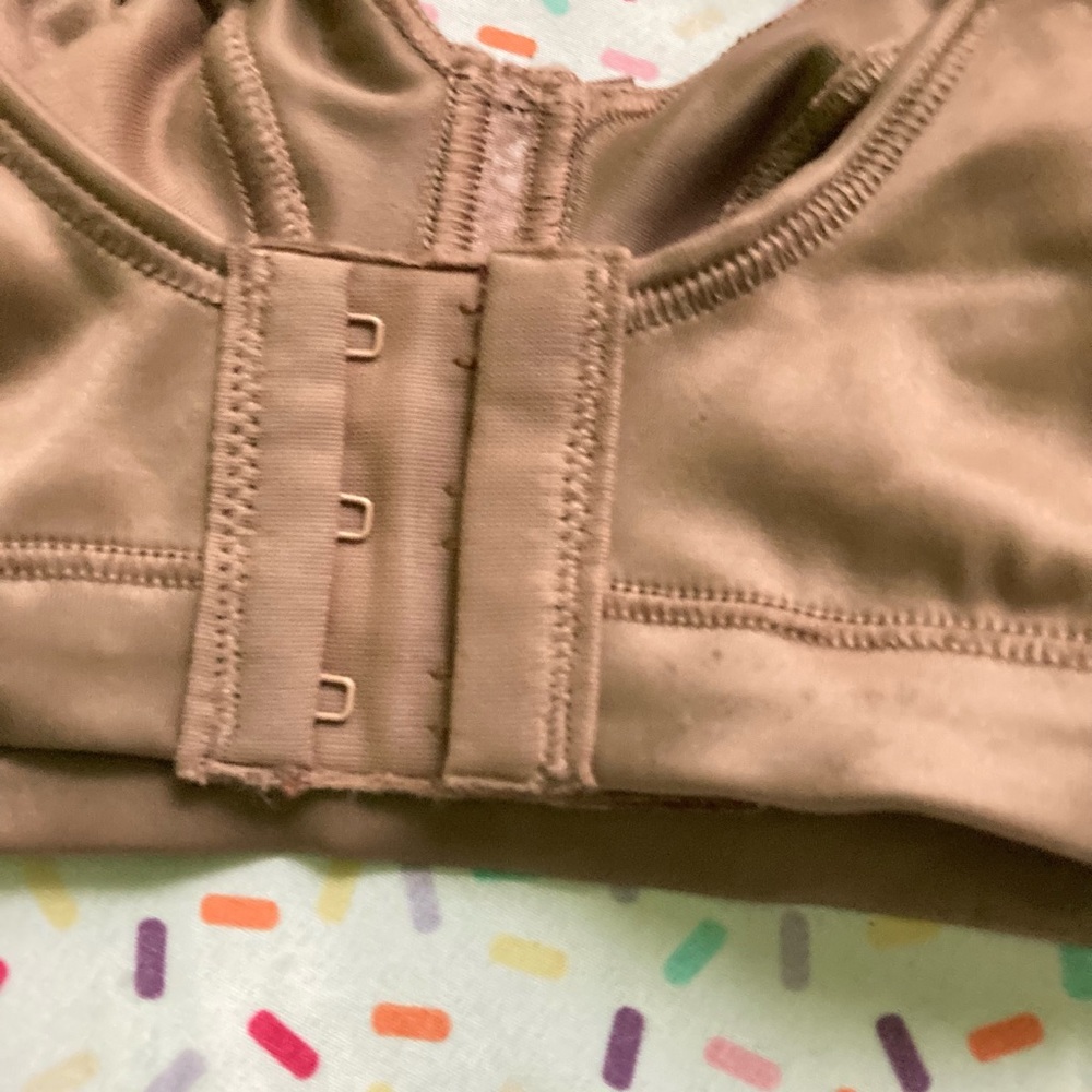 NWT Bali Double Support Bra - Picture 5 of 6